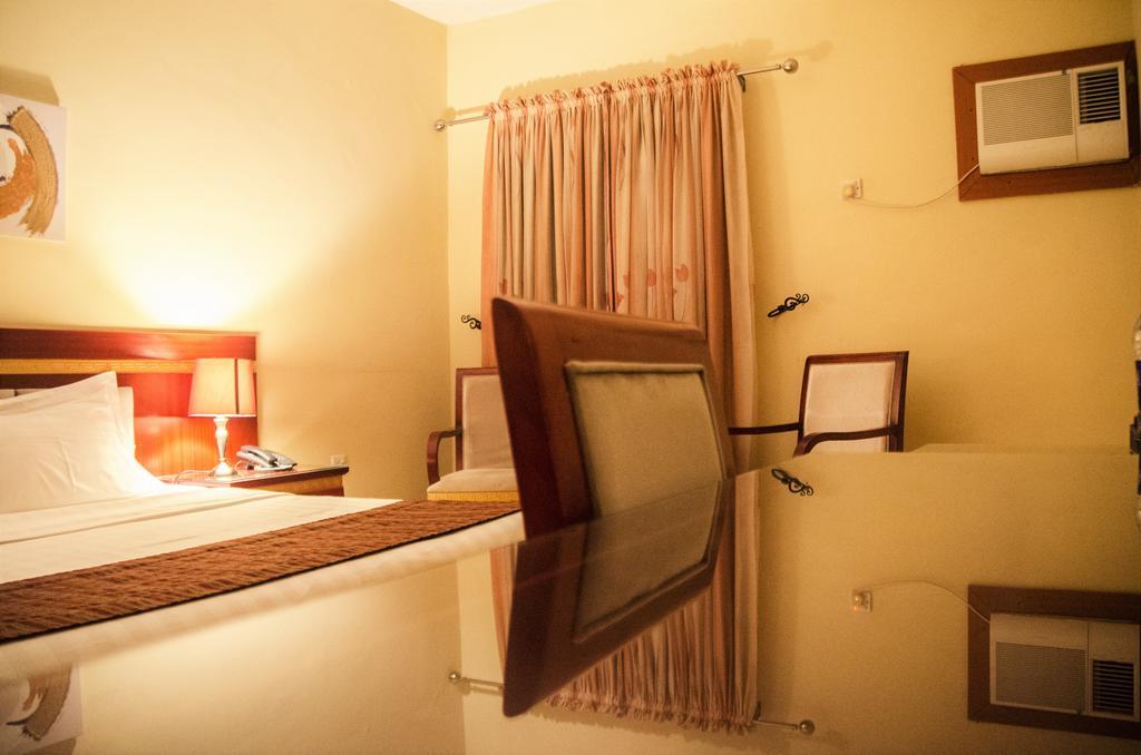 Hotel Rosebud Abuja Dış mekan fotoğraf