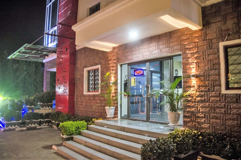Hotel Rosebud Abuja Dış mekan fotoğraf
